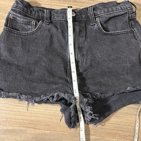 Abercrombie & Fitch Charcoal High-Rise Shorts the mom short high‎ rise 28 / 6 - Picture 6 of 10